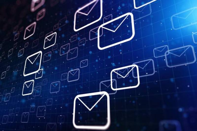 Newsletter_env_blue background